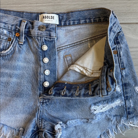 AGOLDE PARKER VINTAGE CUT OFF SHORT - Picture 2 of 5